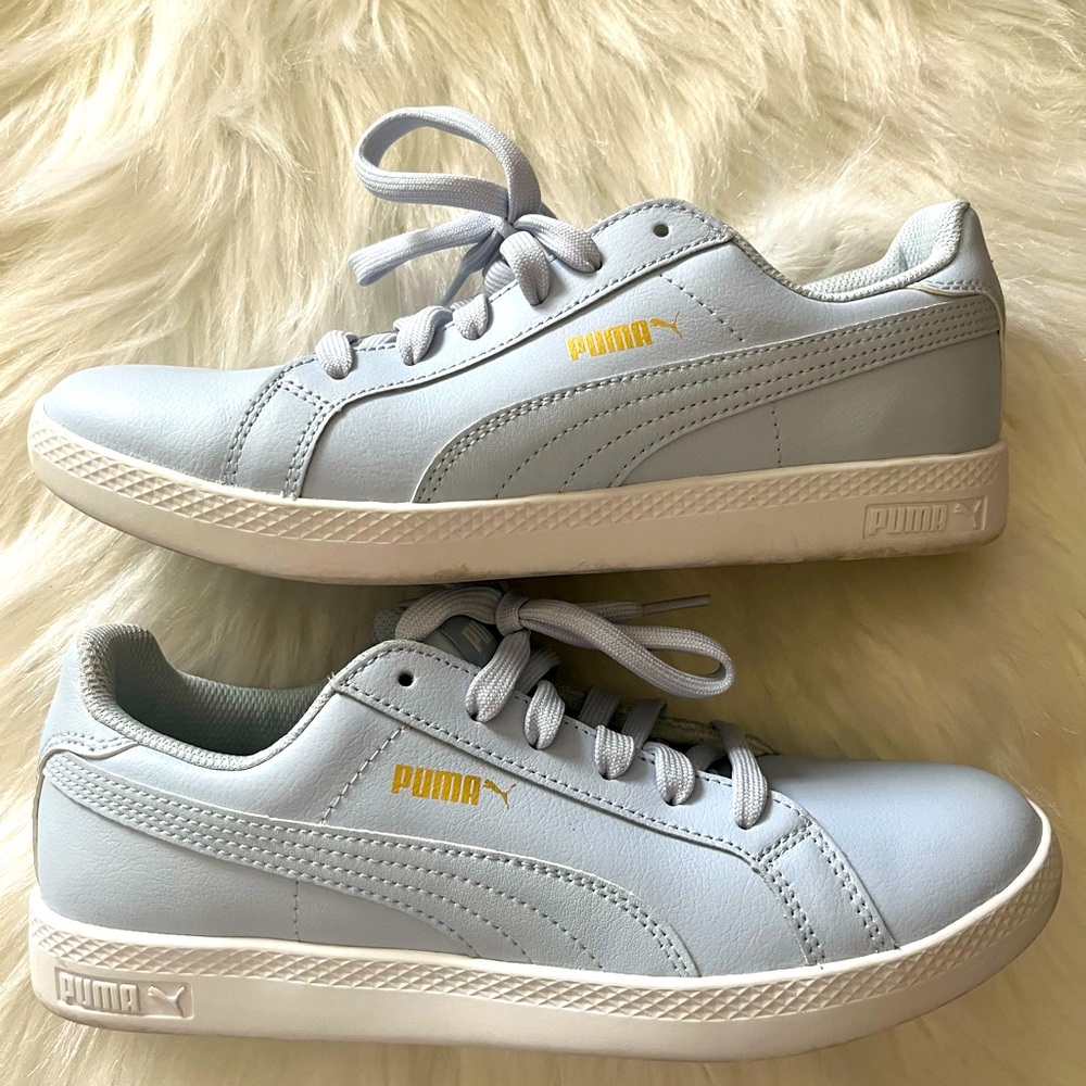 Puma light blue women’s sneakers